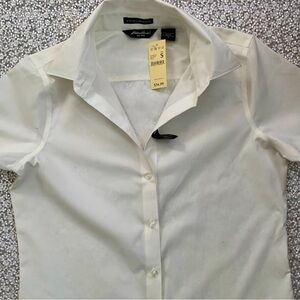Eddie Bauer Wrinkle Resistant NWT Solid White Woman’s Shirt